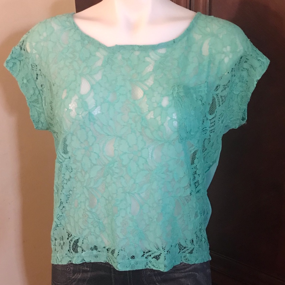 🆕 Catwalk Studio Green Lace Asymmetrical Top-Sm
